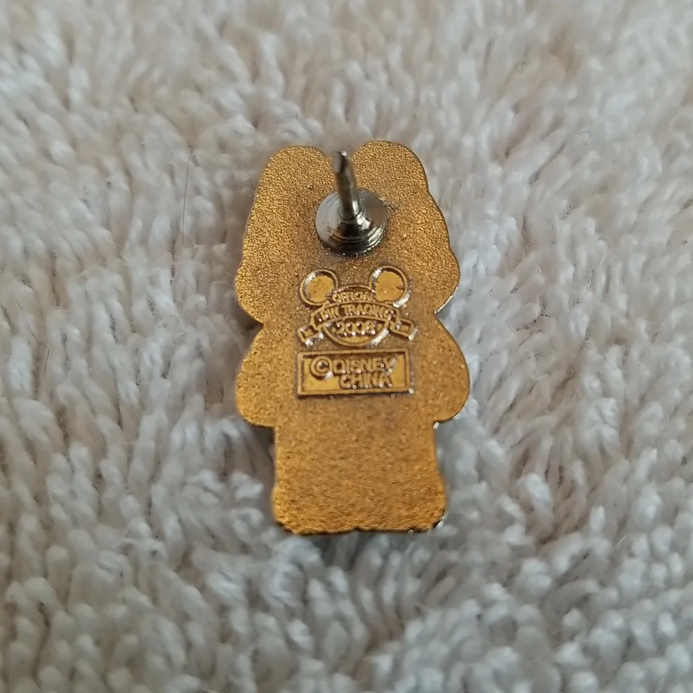Disney Dale Pin - Picture 2 of 3